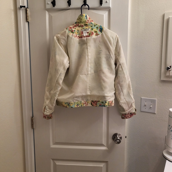 Coldwater Creek Multicolor Floral Jean Jacket Pre-own - Picture 4 of 6
